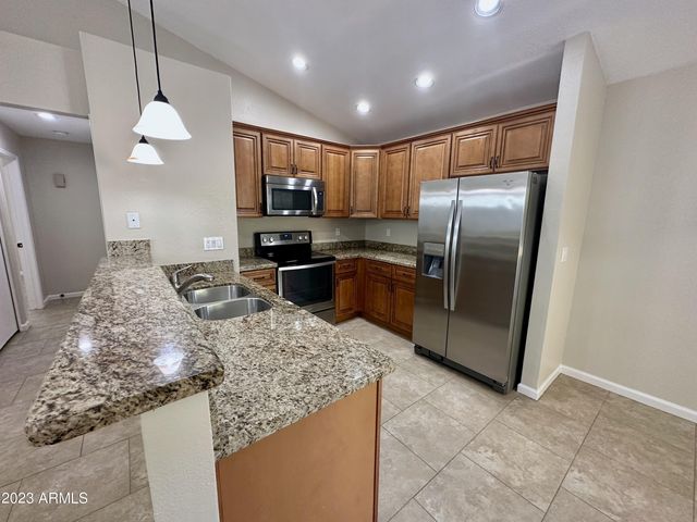 3102 E Michigan Avenue, Phoenix, AZ 85032