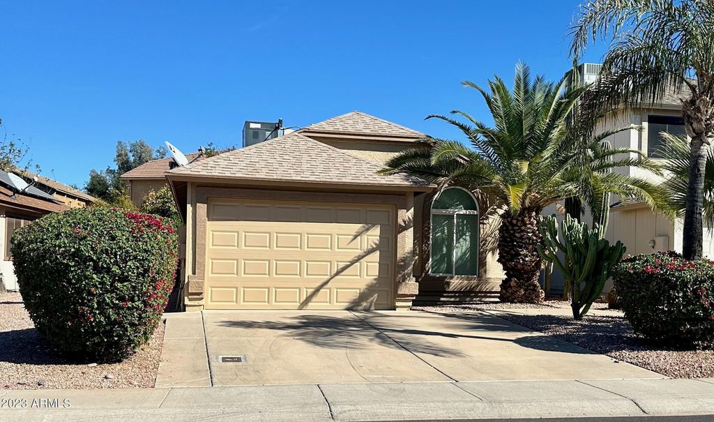 3102 E Michigan Avenue, Phoenix, AZ 85032