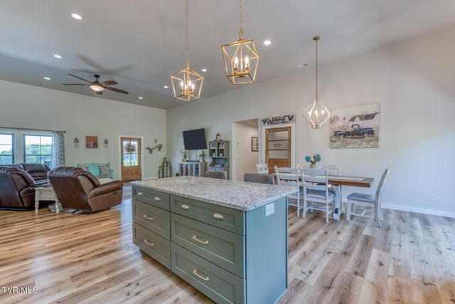 250 Adams Road, Blountville, TN 37617