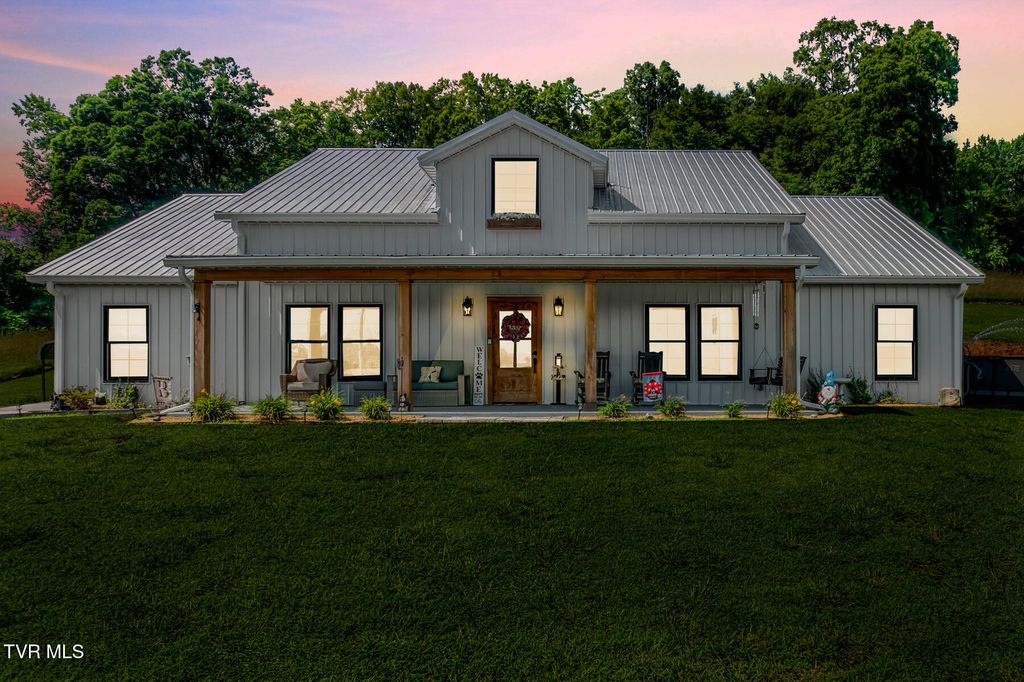 250 Adams Road, Blountville, TN 37617
