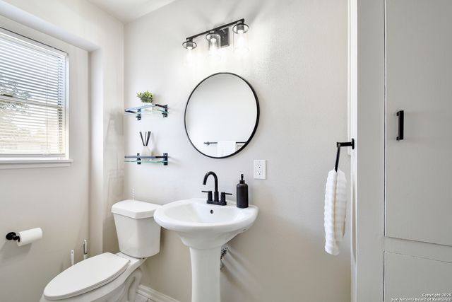 2442 ELAND DR, San Antonio, TX 78213