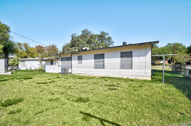2442 ELAND DR, San Antonio, TX 78213
