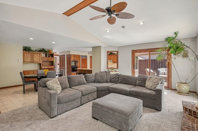 709 Snowmass Drive, Rochester Hills, MI 48309