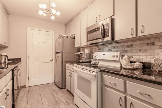 2001 Pelham Road, Greenville, SC 29615