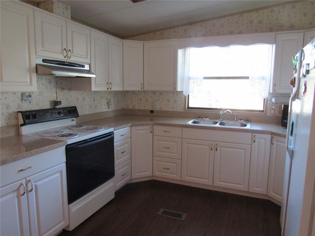 13178 SE 47TH COURT, Belleview, FL 34420