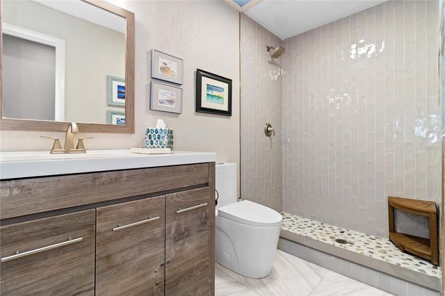 601 LAKE PANSY DRIVE NW, Winter Haven, FL 33881