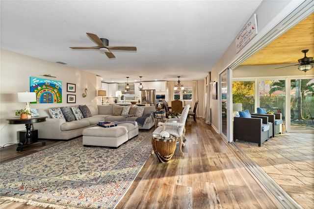 601 LAKE PANSY DRIVE NW, Winter Haven, FL 33881