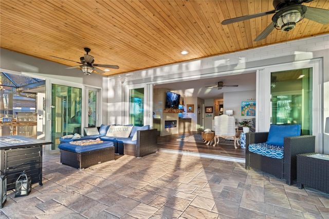 601 LAKE PANSY DRIVE NW, Winter Haven, FL 33881