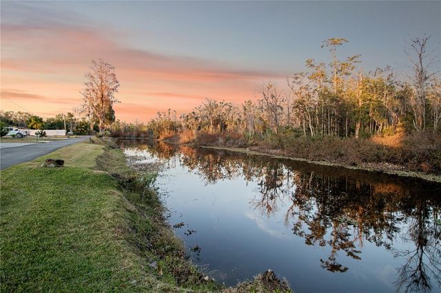 601 LAKE PANSY DRIVE NW, Winter Haven, FL 33881