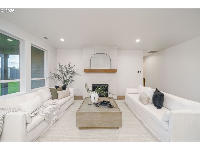 1116 N 44TH Pl, Ridgefield, WA 98642