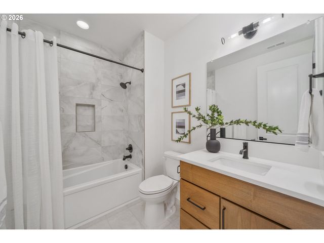 1116 N 44TH Pl, Ridgefield, WA 98642