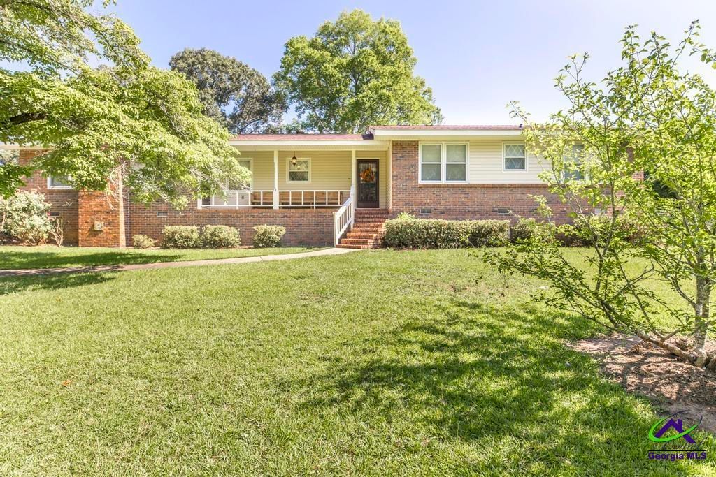 302 Woodhaven Road, Centerville, GA 31028