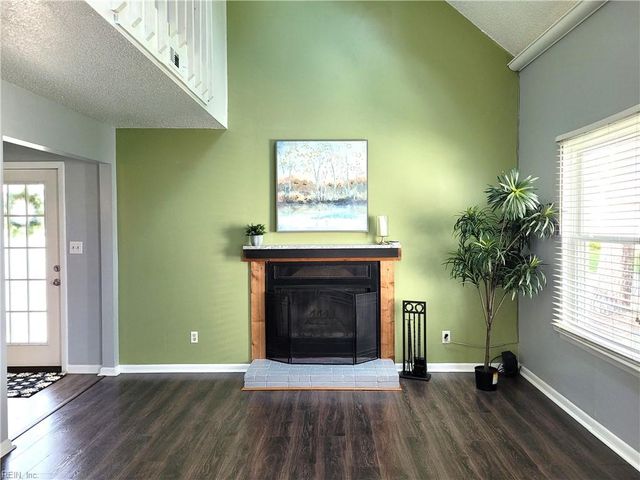 5733 Earnhardt ST, Virginia Beach, VA 23464