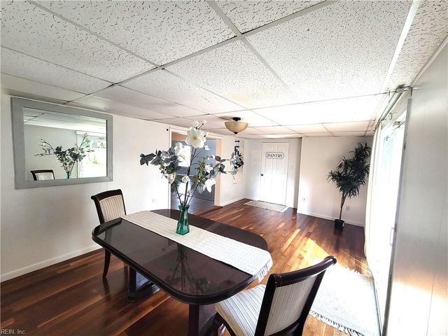 5733 Earnhardt ST, Virginia Beach, VA 23464