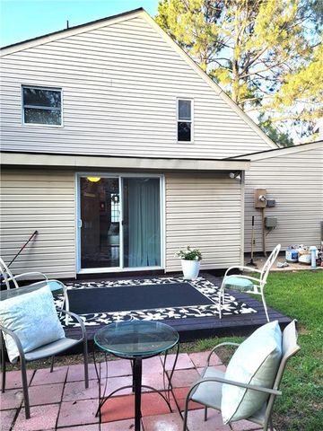 5733 Earnhardt ST, Virginia Beach, VA 23464