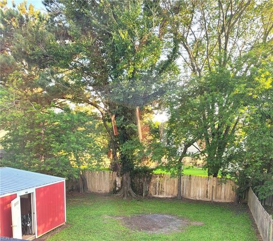 5733 Earnhardt ST, Virginia Beach, VA 23464