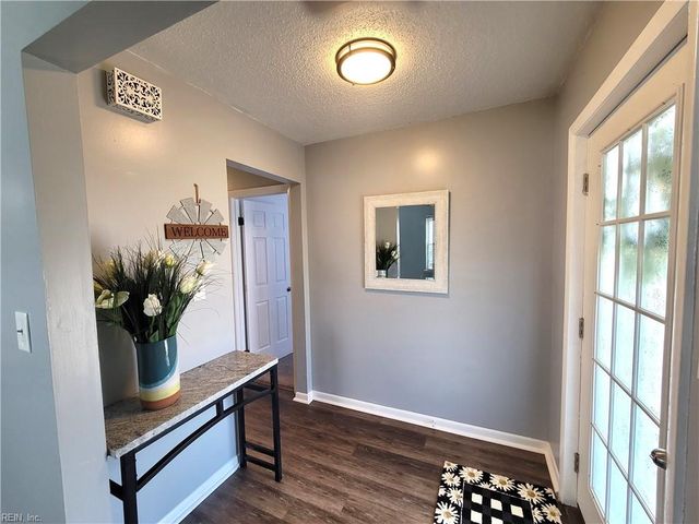 5733 Earnhardt ST, Virginia Beach, VA 23464