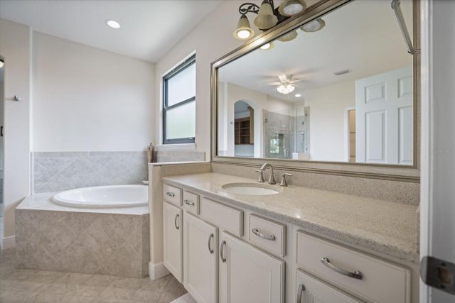 1711 KENILWORTH STREET, Sarasota, FL 34231