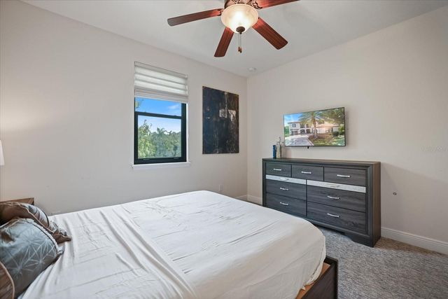 1711 KENILWORTH STREET, Sarasota, FL 34231