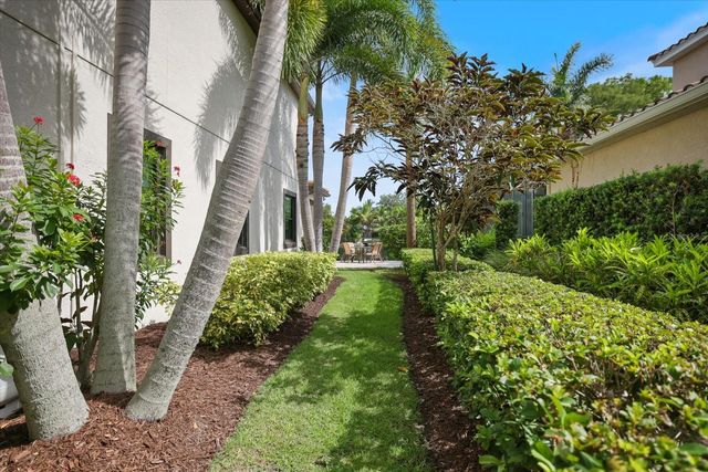 1711 KENILWORTH STREET, Sarasota, FL 34231