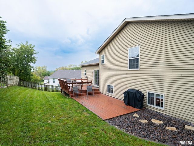 105 KAREN Drive, East Peoria, IL 61611