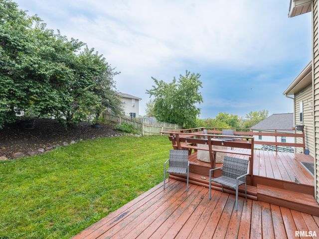 105 KAREN Drive, East Peoria, IL 61611