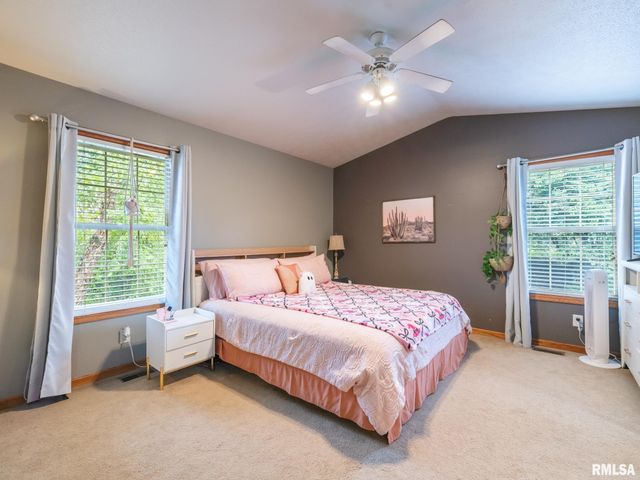 105 KAREN Drive, East Peoria, IL 61611