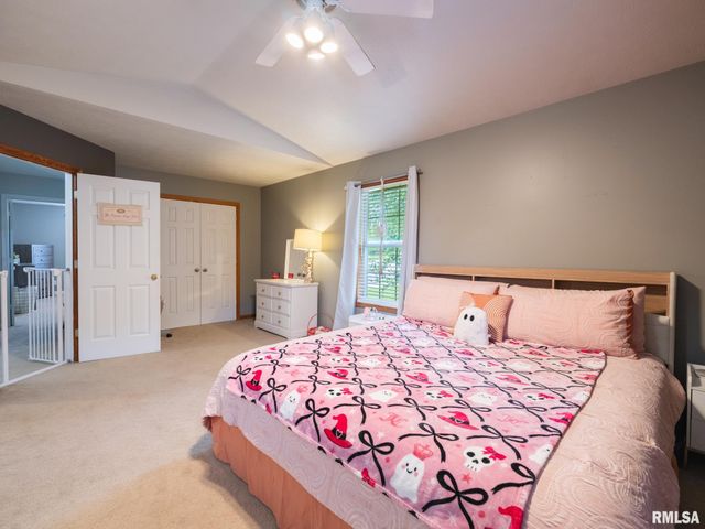 105 KAREN Drive, East Peoria, IL 61611