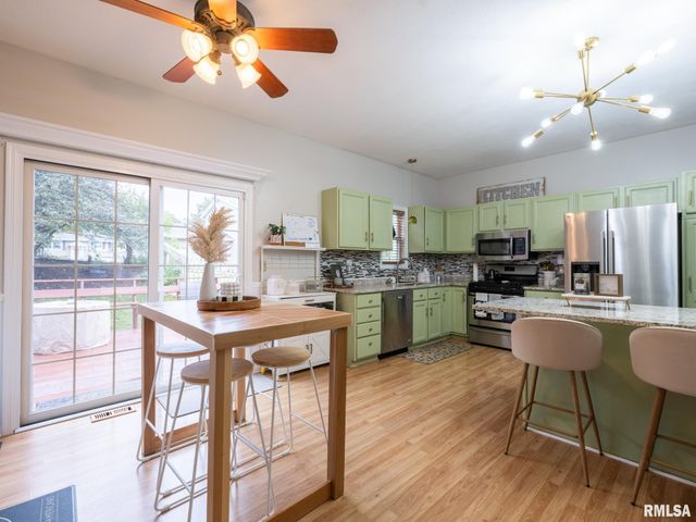 105 KAREN Drive, East Peoria, IL 61611