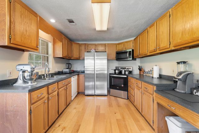 1 W Branch Drive, Plumerville, AR 72127