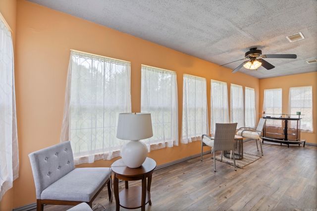 1 W Branch Drive, Plumerville, AR 72127