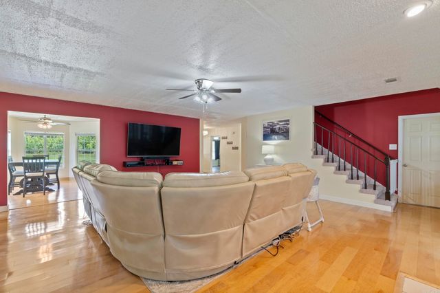 1 W Branch Drive, Plumerville, AR 72127