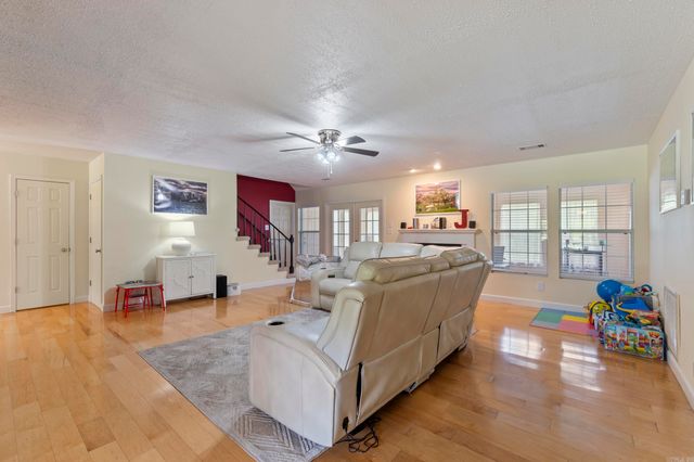 1 W Branch Drive, Plumerville, AR 72127