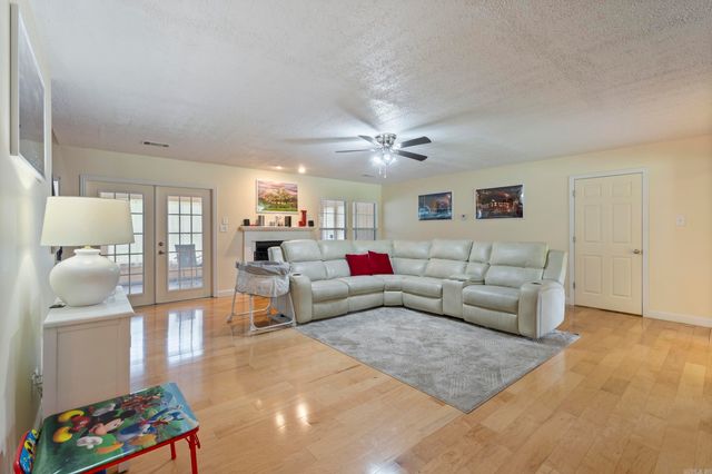 1 W Branch Drive, Plumerville, AR 72127