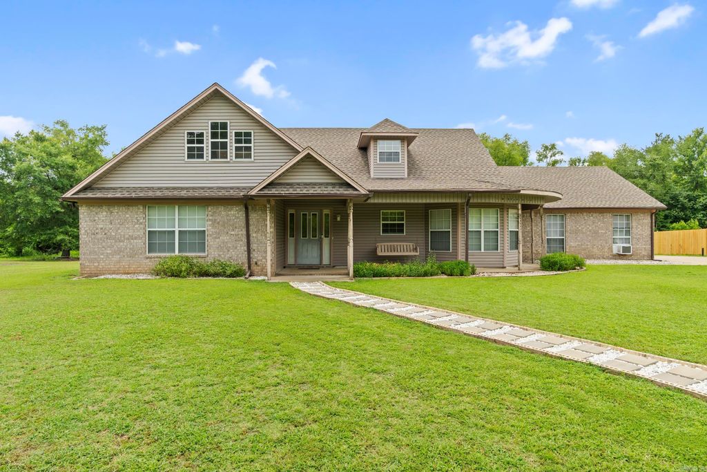 1 W Branch Drive, Plumerville, AR 72127