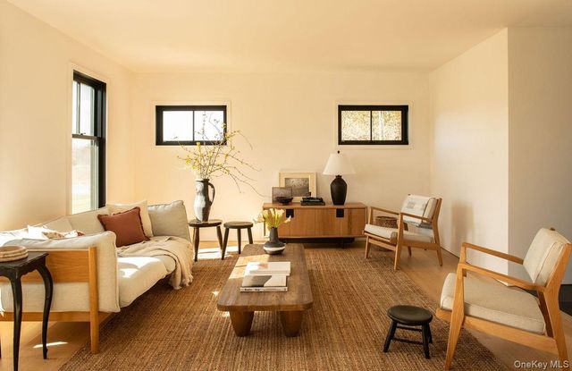 251 Viewmont Road, Germantown, NY 12526