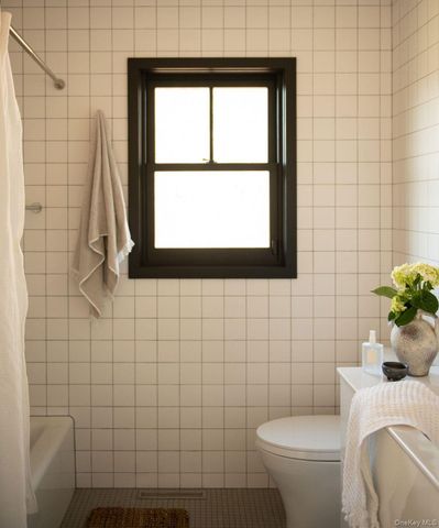 251 Viewmont Road, Germantown, NY 12526