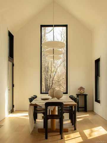 251 Viewmont Road, Germantown, NY 12526