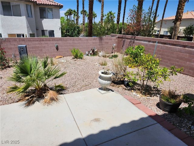 6672 Coronado Palms Avenue, Las Vegas, NV 89139