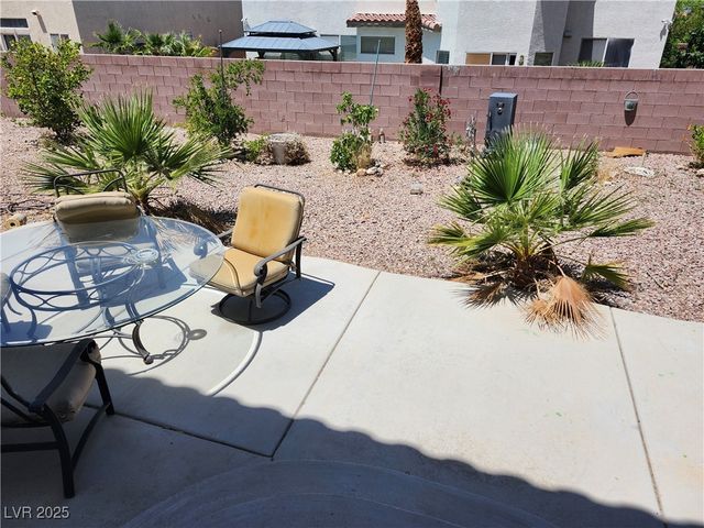 6672 Coronado Palms Avenue, Las Vegas, NV 89139