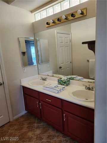 6672 Coronado Palms Avenue, Las Vegas, NV 89139