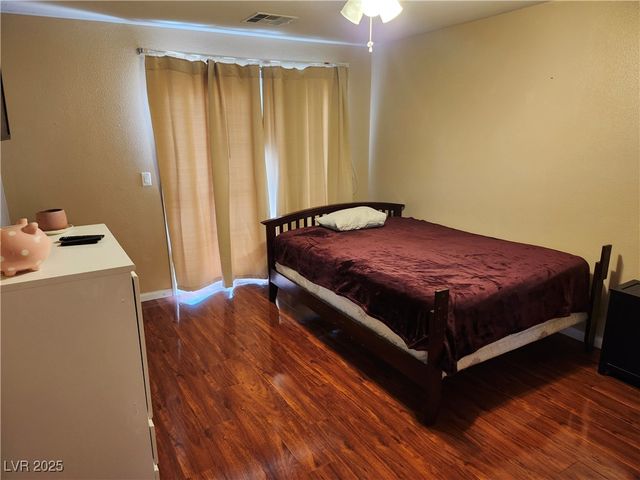 6672 Coronado Palms Avenue, Las Vegas, NV 89139