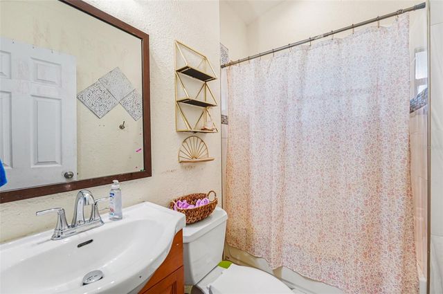 15590 59TH STREET N, Clearwater, FL 33760