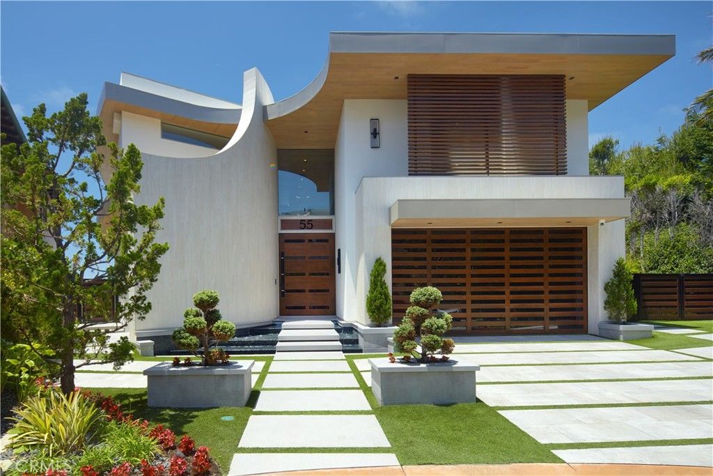 Image 4 of property listing at 55 Strand Beach Drive, Dana Point, CA 92629