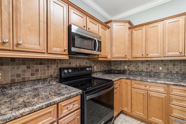 146 Bucks Pocket Drive, New Market, AL 35761