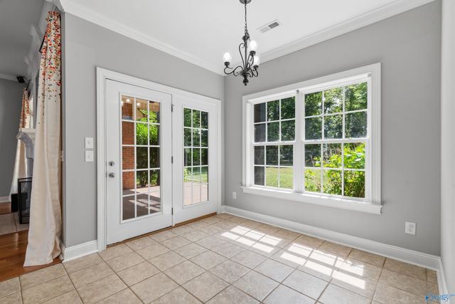 146 Bucks Pocket Drive, New Market, AL 35761