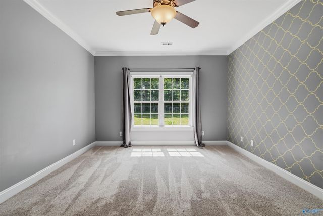 146 Bucks Pocket Drive, New Market, AL 35761