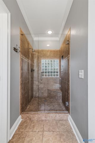 146 Bucks Pocket Drive, New Market, AL 35761
