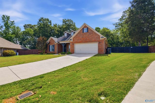 146 Bucks Pocket Drive, New Market, AL 35761
