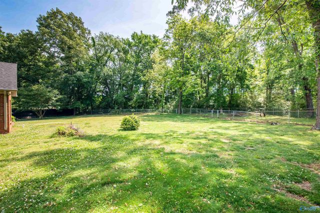 146 Bucks Pocket Drive, New Market, AL 35761
